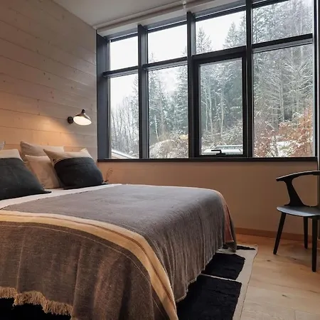 Rooftop Apartment *